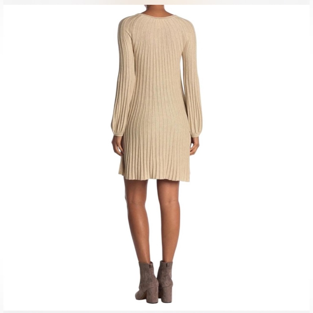 New with tags MAX STUDIO Long Sleeve A-Line Sweater Dress. Cream color